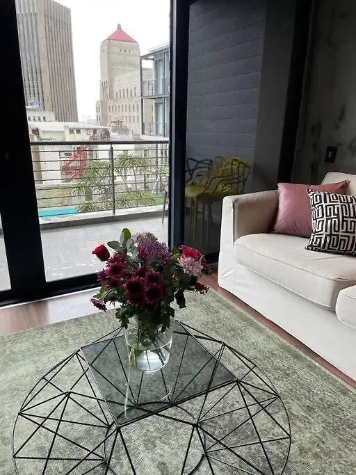 Sky Loft - Modern Oasis In The Heart Of The City Κέιπ Τάουν Διαμέρισμα