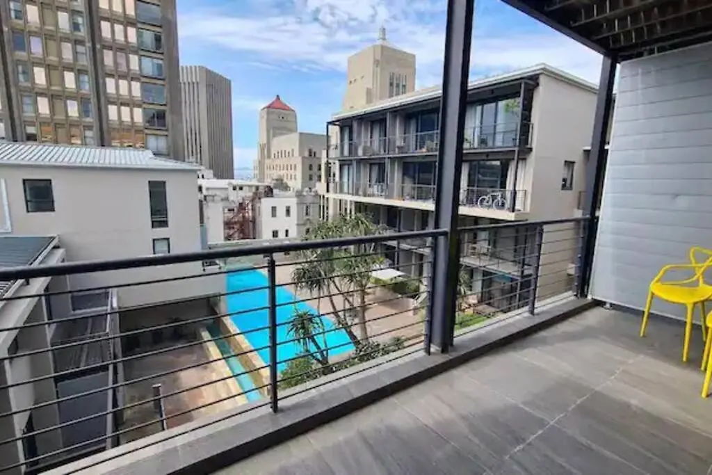 Διαμέρισμα Sky Loft - Modern Oasis In The Heart Of The City Κέιπ Τάουν