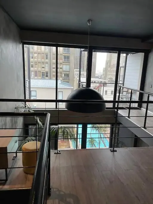 Sky Loft - Modern Oasis In The Heart Of The City Κέιπ Τάουν 0*,  Νότια Αφρική